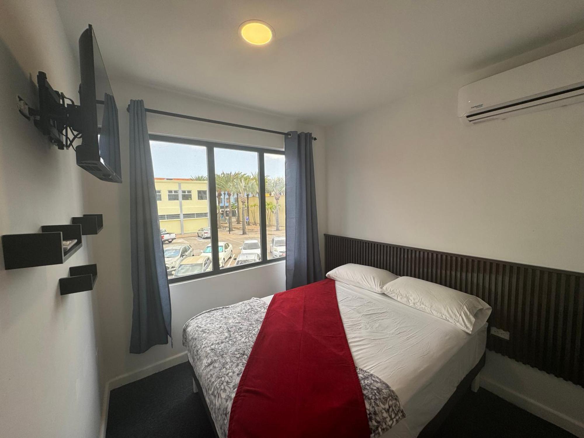 Central Boutique Hotel Oranjestad Esterno foto